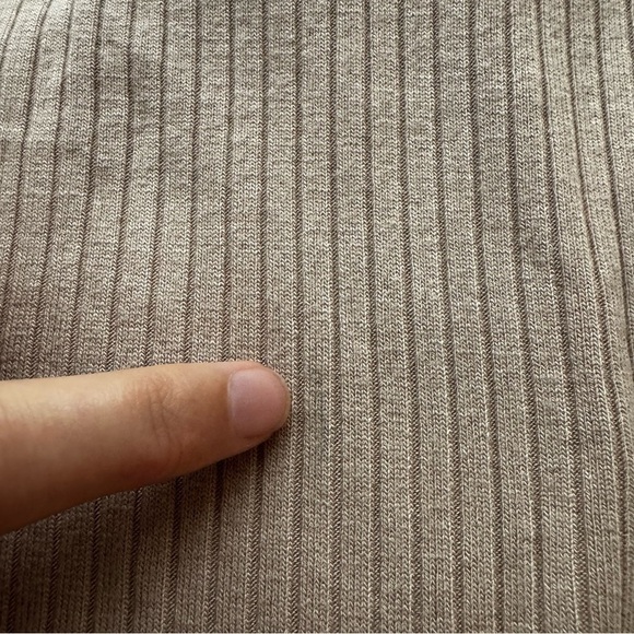 NWT LNA REVOLVE CROPPED CAPE TOP IN NUDE - M - Picture 12 of 12